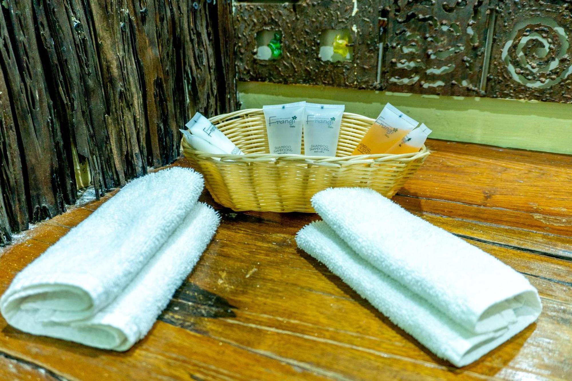 Weru Weru River Lodge 莫希 外观 照片